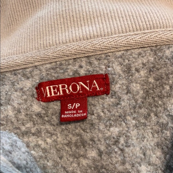 2 Sweaters - Picture 2 of 12